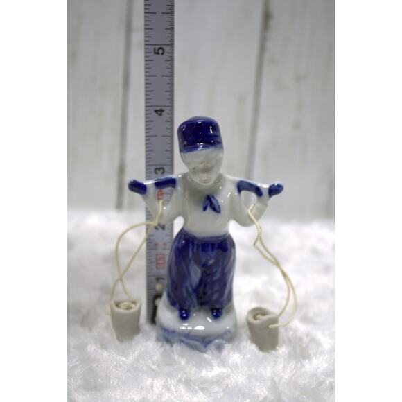 Vintage Blue & White Porcelain Figurine Water Carrier with Buckets 5" Tall - Picture 4 of 4